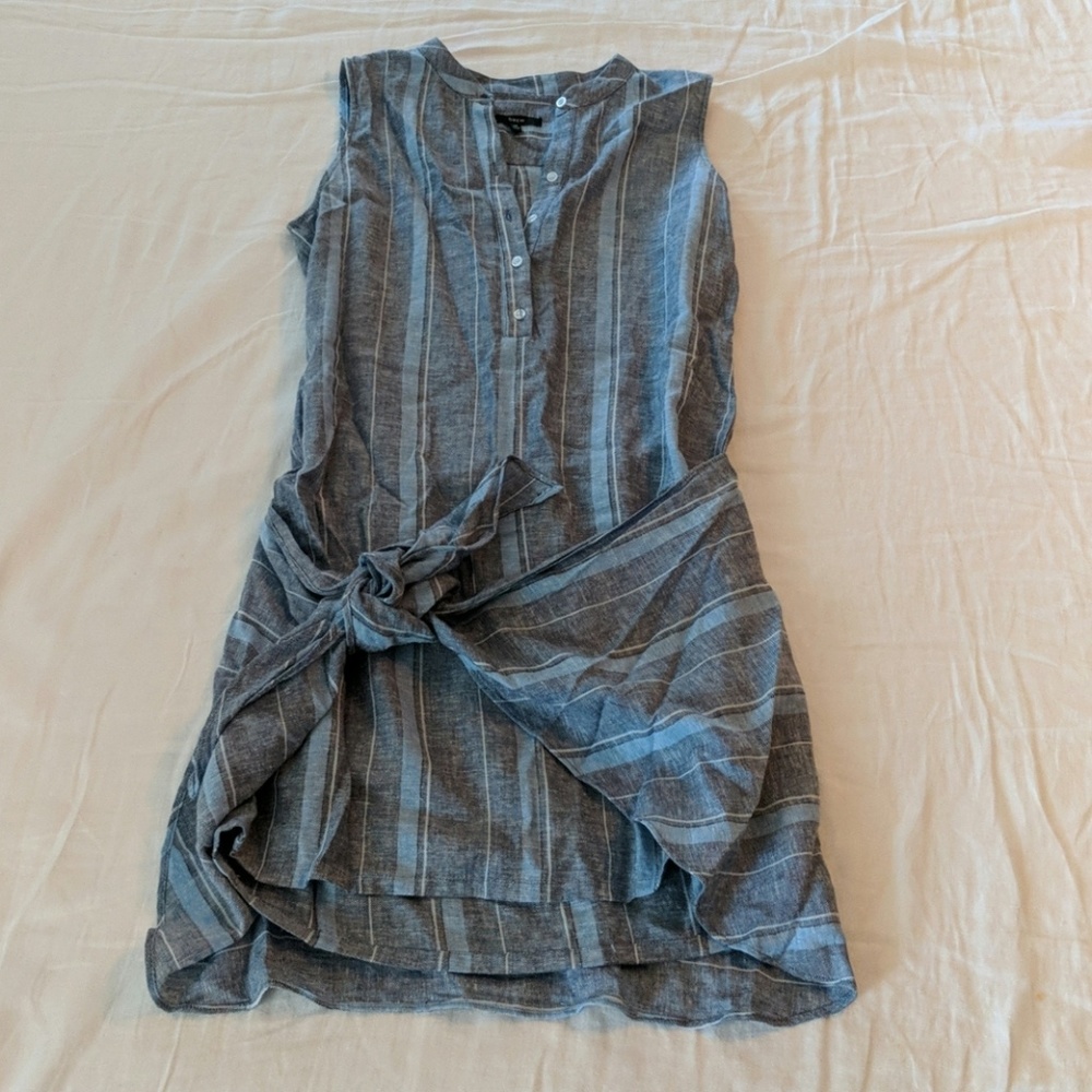 Medium Drew dress. Linen.